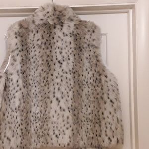 Fur vest